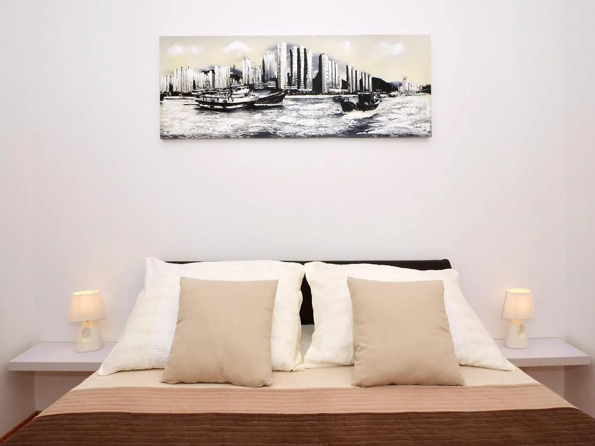 Apartments Filip 3*, Trogir Croatia